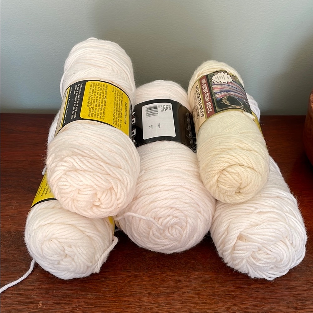 Soft Cream / White Yarn Bundle